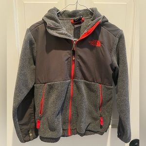 Boys North Face fleece hooded jacket size 10/12 medium